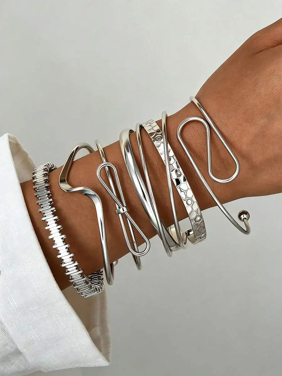 5pcs Exaggerated Geometric Wide Metal Bangle Set For Daily Wear And Gift
5pcs Exaggerated Geometric Wide Metal Bangle Set For Daily Wear And Gift