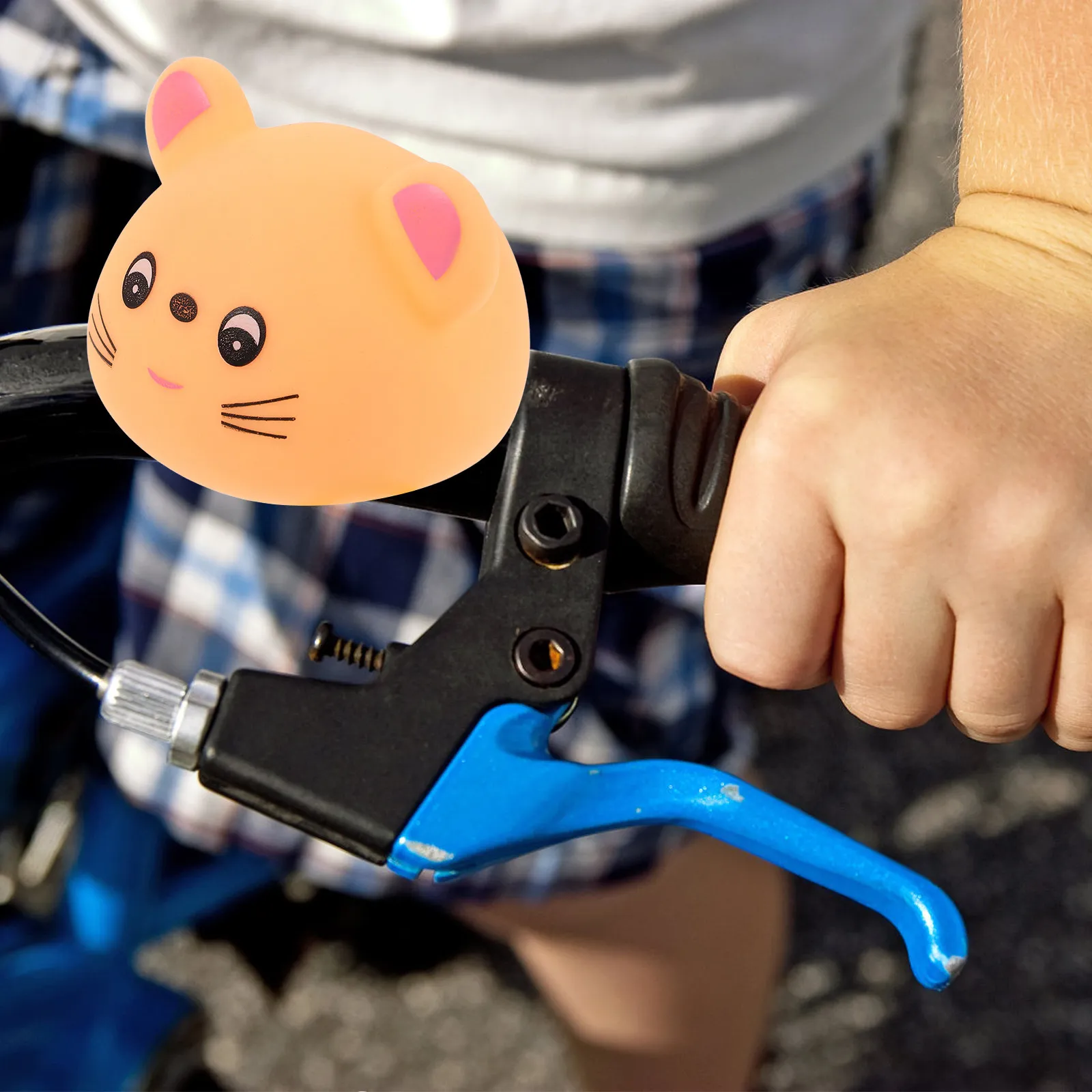 Pink Cartoon Road Bike Squeeze Horn Light Bicycle Loud Honker Safe Night Ride Reflective Decoration Road Horn
Pink Cartoon Road Bike Squeeze Horn Light Bicycle Loud Honker Safe Night Ride Reflective Decoration Road Horn