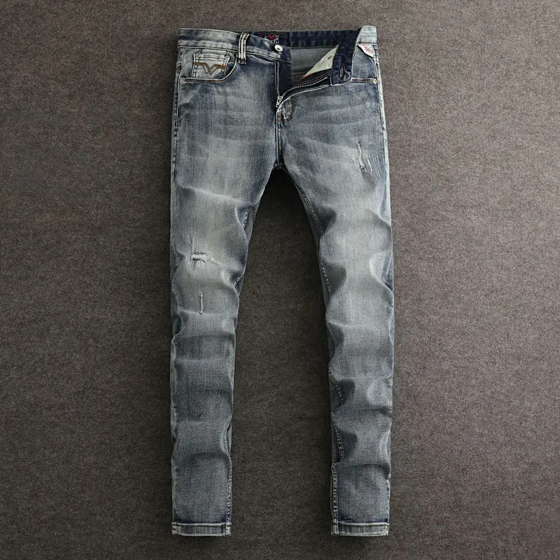 Fashion Designer Men Jeans High Quality Retro Blue Stretch Slim Fit Ripped Jeans Men Italian Style Vintage Denim Pants Hombre
Fashion Designer Men Jeans High Quality Retro Blue Stretch Slim Fit Ripped Jeans Men Italian Style Vintage Denim Pants Hombre