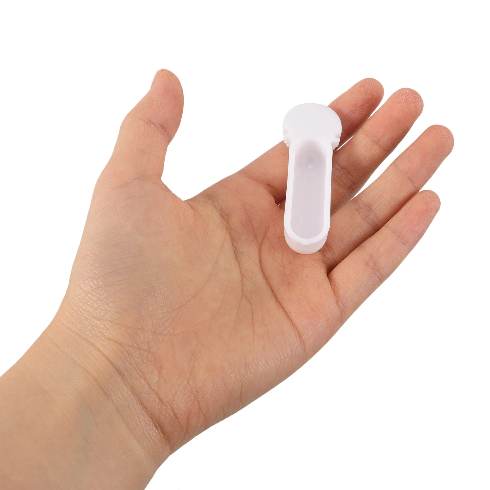 50Pcs Hanging Bird Feeder Plastic Cage Feeding Cups Easy Install Spill Proof Design for Parrots Parakeets Finches Small Birds
50Pcs Hanging Bird Feeder Plastic Cage Feeding Cups Easy Install Spill Proof Design for Parrots Parakeets Finches Small Birds