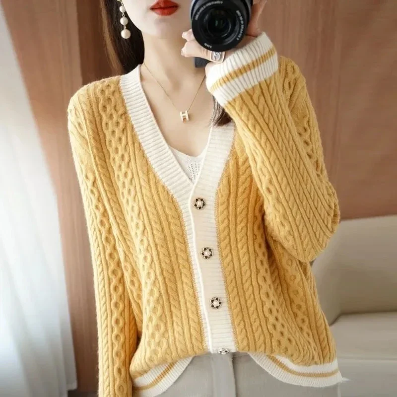 Casual V-neck Single-breasted Knitted Sweater Korean Fashion Loose Long Sleeve Cardigan Coats All-match Soft Women Sweater N487
Casual V-neck Single-breasted Knitted Sweater Korean Fashion Loose Long Sleeve Cardigan Coats All-match Soft Women Sweater N487