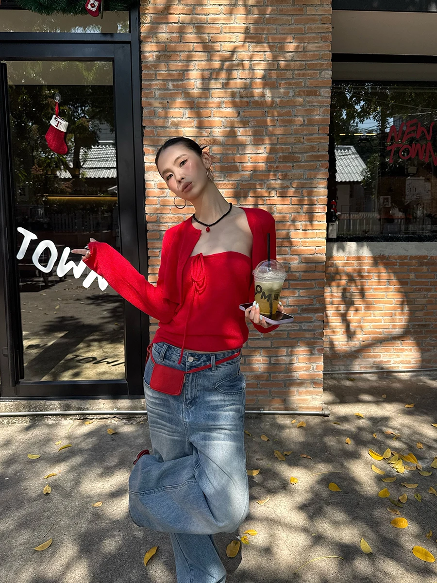 Красный вязаный топ-бандо для женщин, весенне-летний комплект из двух предметов: топ и накидка на плечи
Красный вязаный топ-бандо для женщин, весенне-летний комплект из двух предметов: топ и накидка на плечи