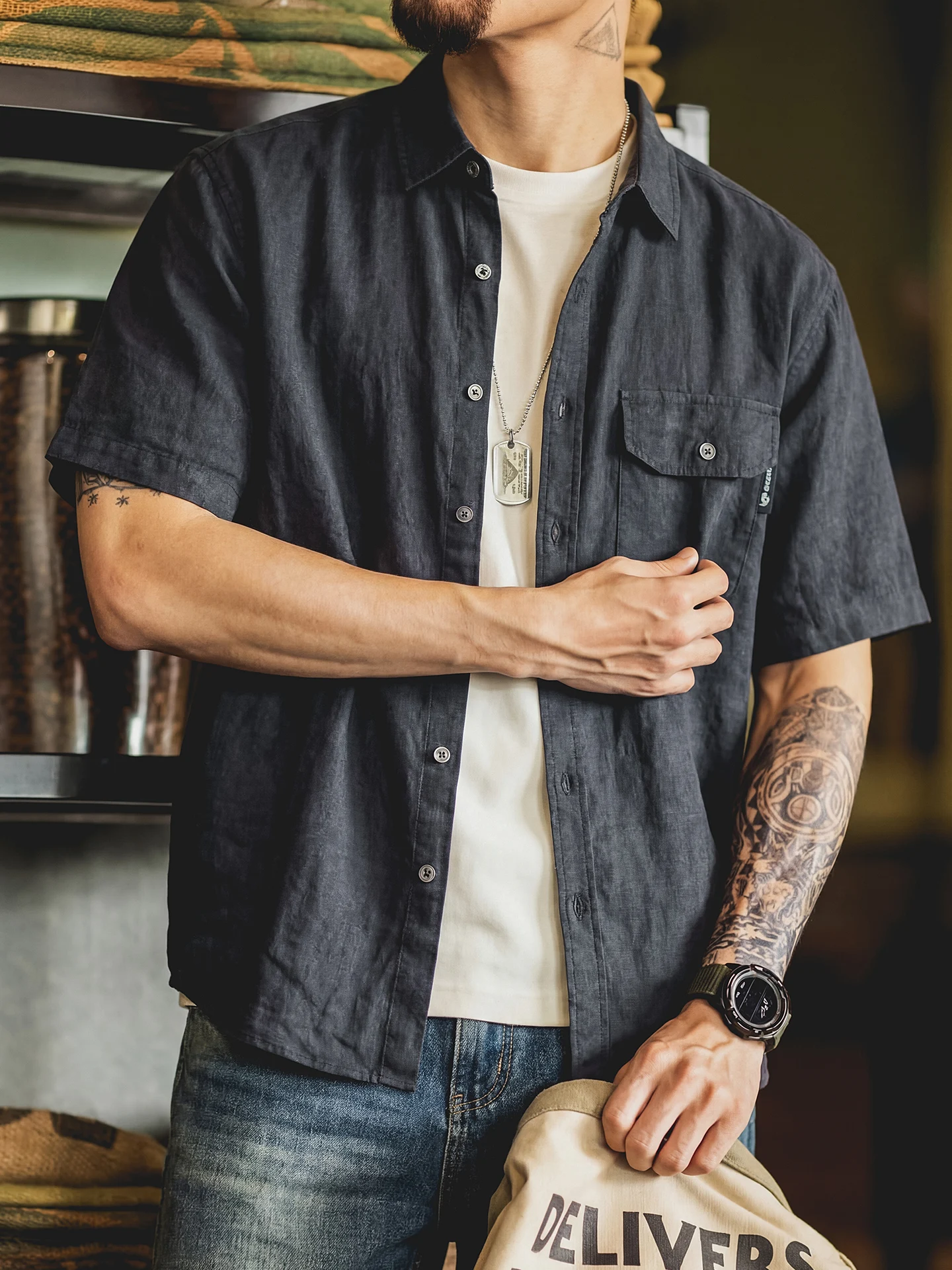 American Style Loose Fit Short Sleeve Shirt Men's Summer Lightweight Breathable Half Sleeve Outerwear Vintage Hanging Sense C...
American Style Loose Fit Short Sleeve Shirt Men's Summer Lightweight Breathable Half Sleeve Outerwear Vintage Hanging Sense C...