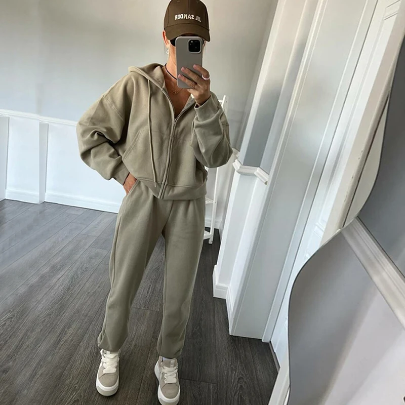 Женская спортивная одежда, комплект из двух предметов, однотонная толстовка на молнии с длинными рукавами, эластичные брюки на шнуровке, весенний женский спортивный костюм
Женская спортивная одежда, комплект из двух предметов, однотонная толстовка на молнии с длинными рукавами, эластичные брюки на шнуровке, весенний женский спортивный костюм