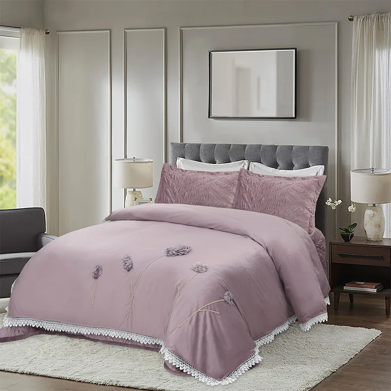 Dutch velvet quilt cover, n pure color quilt cover, bed four-piece set, three-dimensional embroidered bed cover manufacturers
Dutch velvet quilt cover, n pure color quilt cover, bed four-piece set, three-dimensional embroidered bed cover manufacturers