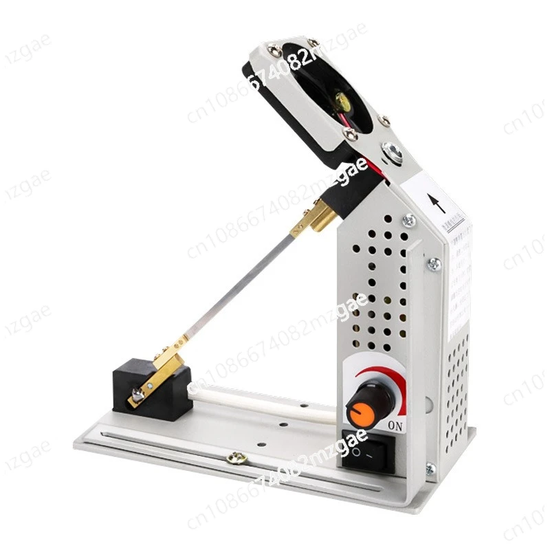 Малогабаритный электрический станок для горячей резки нейлоновых плетеных сетчатых лент, ручной нагревательный резак для обрезки тканых этикеток и лент
Малогабаритный электрический станок для горячей резки нейлоновых плетеных сетчатых лент, ручной нагревательный резак для обрезки тканых этикеток и лент