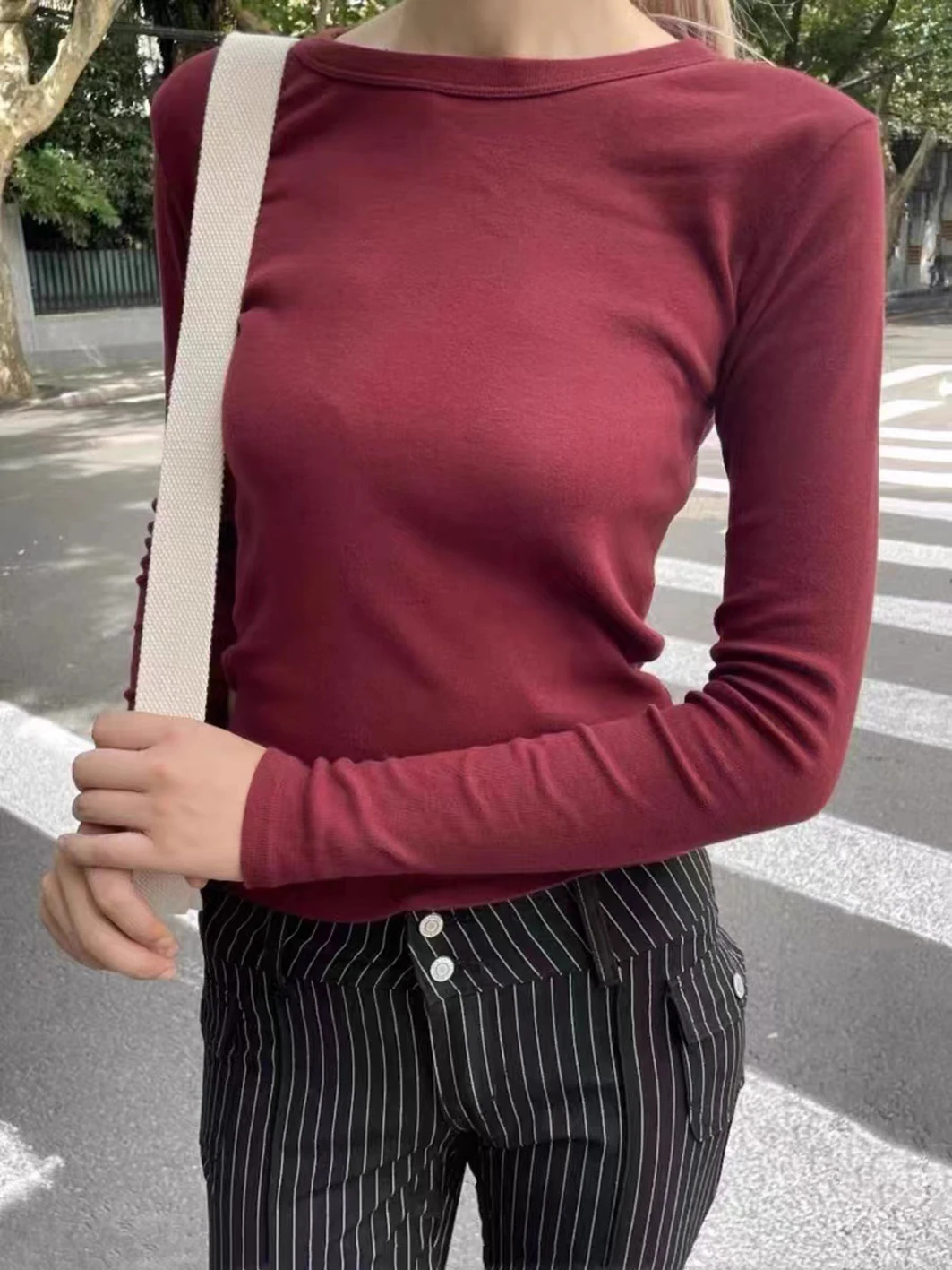 Vintage Cotton Basic Slim Long Sleeve T Shirt Women Autumn Simple O-Neck T-shirts Clothes Casual Streetwear Solid Tees Tops Y2k 
Vintage Cotton Basic Slim Long Sleeve T Shirt Women Autumn Simple O-Neck T-shirts Clothes Casual Streetwear Solid Tees Tops Y2k