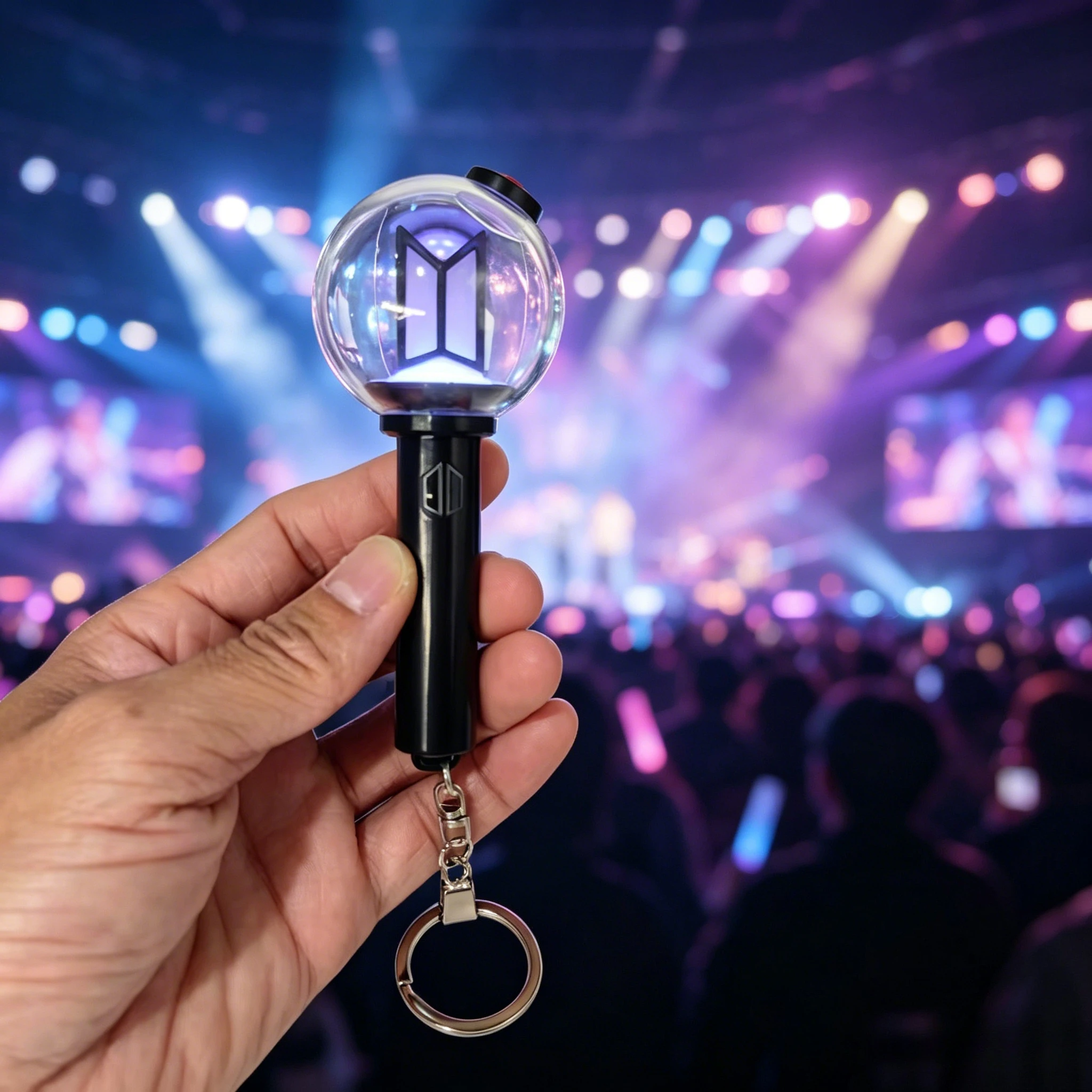 HOT Sellig BT fans Mini Kpop Army Ver.4 Lightstick Keychain Light Up Pendant Keyring BS fans gifts Fluorescent stick keychain
HOT Sellig BT fans Mini Kpop Army Ver.4 Lightstick Keychain Light Up Pendant Keyring BS fans gifts Fluorescent stick keychain