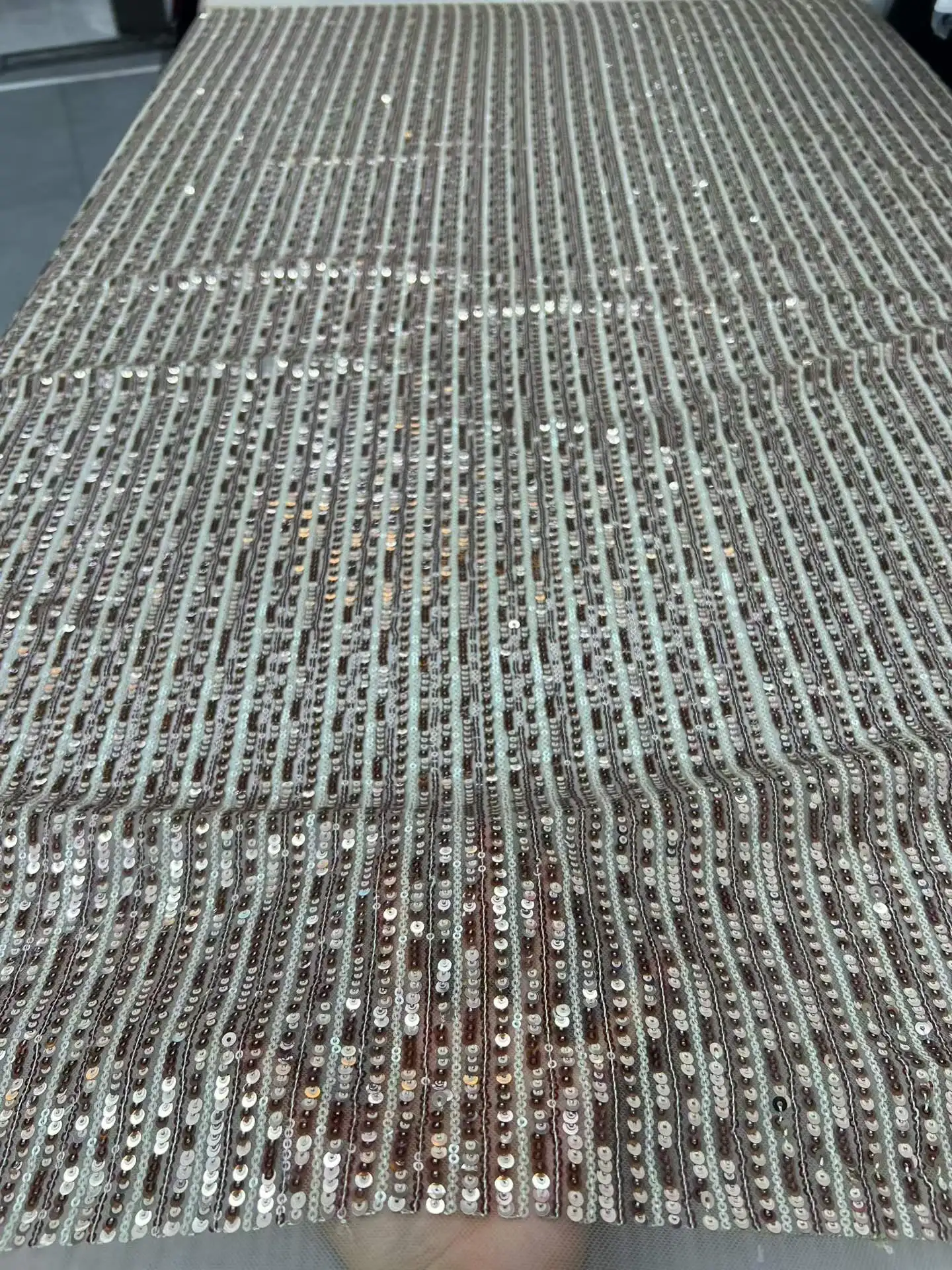 Nigerian Luxury Sequins Lace Fabrics African Lace Fabric 5 Yards High Quality 2026 French Mesh With Sequence For Sewing
Nigerian Luxury Sequins Lace Fabrics African Lace Fabric 5 Yards High Quality 2026 French Mesh With Sequence For Sewing