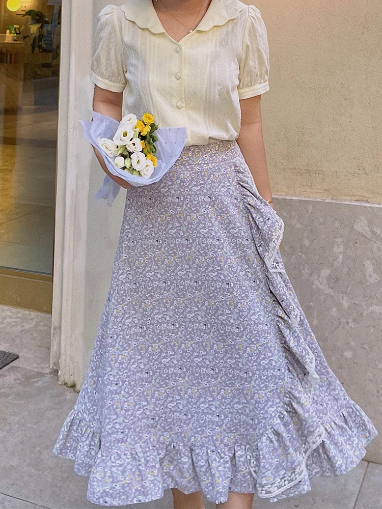 Оригинальный дизайн, юбка А-силуэта с высокой талией, кружевными вставками и оборками, из шифона с цветочным принтом, женская, летняя, тонкая, для повседневной носки, в корейском стиле
Оригинальный дизайн, юбка А-силуэта с высокой талией, кружевными вставками и оборками, из шифона с цветочным принтом, женская, летняя, тонкая, для повседневной носки, в корейском стиле