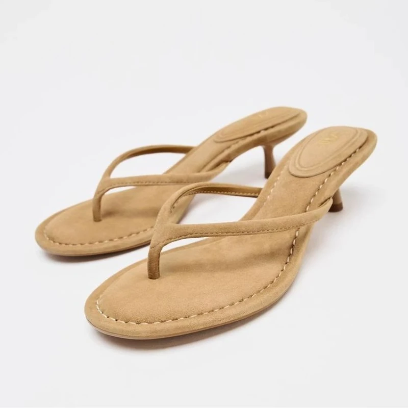 Women Slippers Sexy High Heels Shoes Clip Toe Sandals New Trend Flip Flops 2025 Summer Dress Party Woman Brand Pumps Sandalias
Women Slippers Sexy High Heels Shoes Clip Toe Sandals New Trend Flip Flops 2025 Summer Dress Party Woman Brand Pumps Sandalias