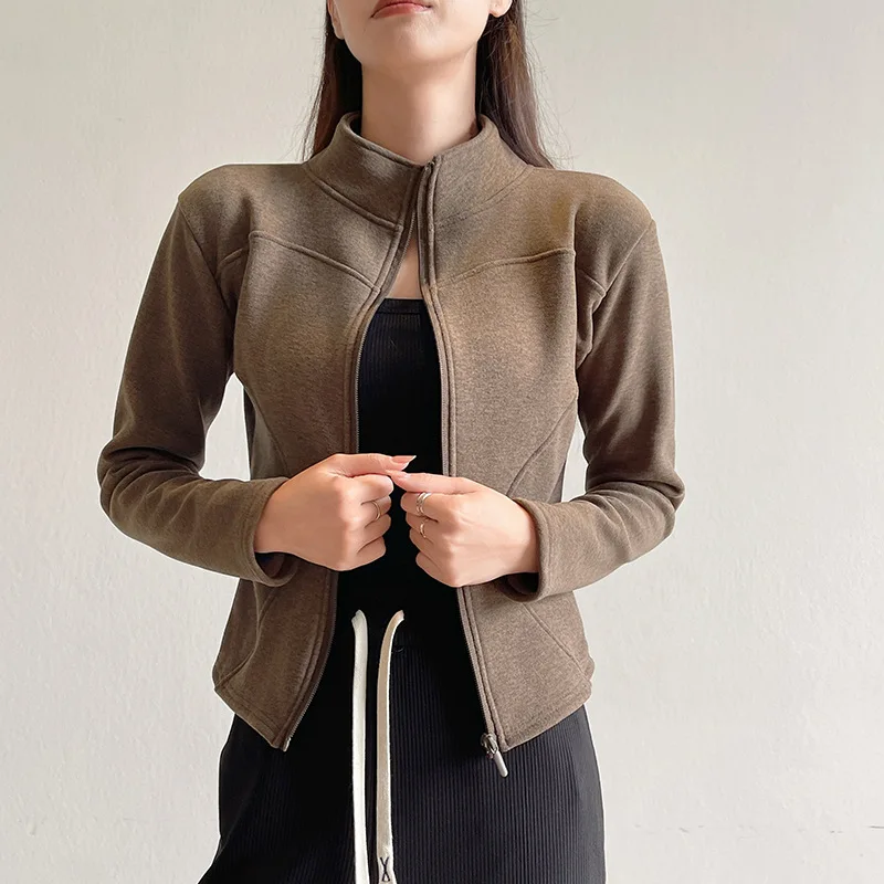 Stand-collar Sweater Lamb Velvet Short Jacket for Women in Autumn and Winter Slim Fit Plus Velvet Thickened Warm Top
Stand-collar Sweater Lamb Velvet Short Jacket for Women in Autumn and Winter Slim Fit Plus Velvet Thickened Warm Top