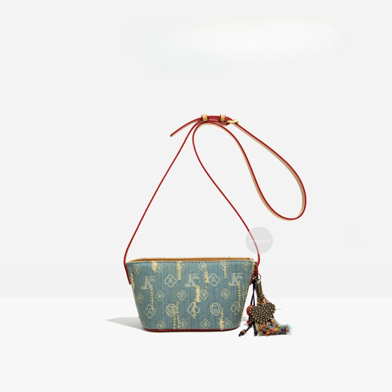 Denim Monogram Ingot Boat Square Bag, Women's Vintage Niche Shoulder Purse, Day to Night Crossbody, Casual Sling Bag
Denim Monogram Ingot Boat Square Bag, Women's Vintage Niche Shoulder Purse, Day to Night Crossbody, Casual Sling Bag