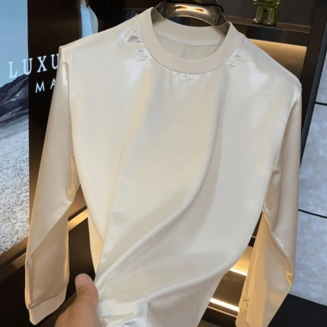 Весенне-осенняя новинка: модная, универсальная, легкая, приятная к телу атласная рубашка из ацетата с длинным рукавом для мужчин и женщин.
Весенне-осенняя новинка: модная, универсальная, легкая, приятная к телу атласная рубашка из ацетата с длинным рукавом для мужчин и женщин.