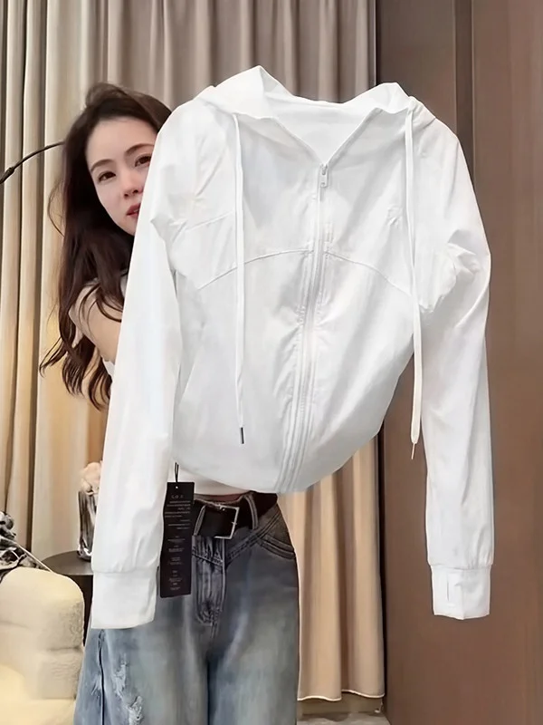 Women's Commuter Style Zipper Loose Fit Summer New Thin Short Outerwear Hooded Sun Protection Clothing Versatile Slimming
Women's Commuter Style Zipper Loose Fit Summer New Thin Short Outerwear Hooded Sun Protection Clothing Versatile Slimming