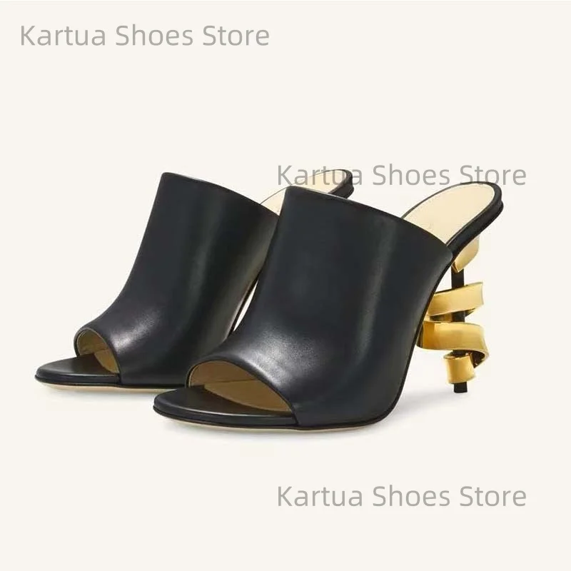 Женские черные кожаные тапочки с открытым носком, уникальные босоножки на шпильке с золотой оберткой, роскошная обувь, вечерние вечерние женские туфли
Женские черные кожаные тапочки с открытым носком, уникальные босоножки на шпильке с золотой оберткой, роскошная обувь, вечерние вечерние женские туфли