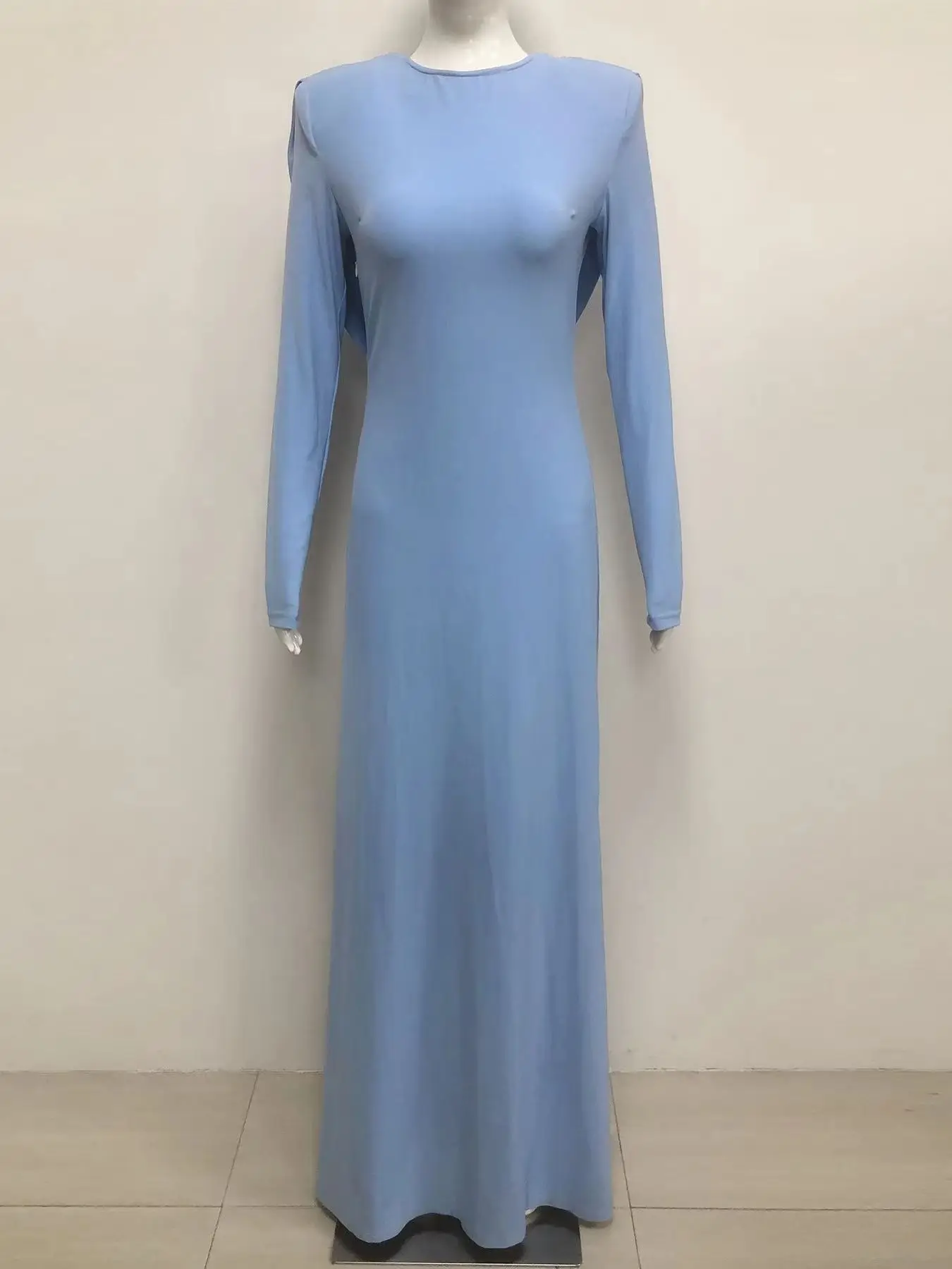 Women Light Blue Round Neck Long Sleeve Draped Backless Slim Long Maxi Dress Party Evening Luxury Cocktail Dresses
Women Light Blue Round Neck Long Sleeve Draped Backless Slim Long Maxi Dress Party Evening Luxury Cocktail Dresses