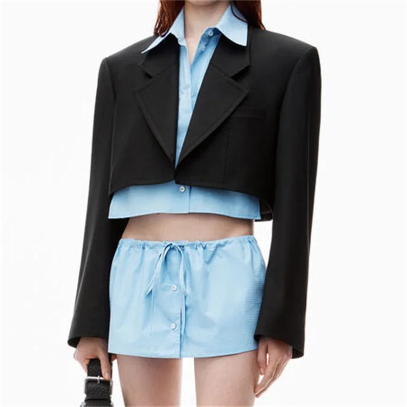Women's jackets 2024 Summer New in outerwears Contrast patchwork Fake two Women's coat High quality wool blend long sleeved top
Women's jackets 2024 Summer New in outerwears Contrast patchwork Fake two Women's coat High quality wool blend long sleeved top