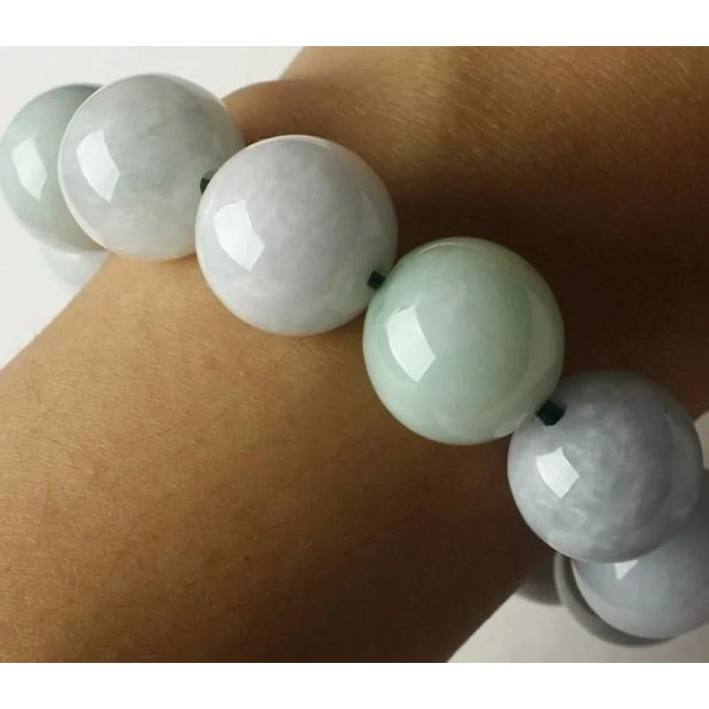 Old Mine Burmese 18mm Round Bead Jadeite Bracelet
Old Mine Burmese 18mm Round Bead Jadeite Bracelet