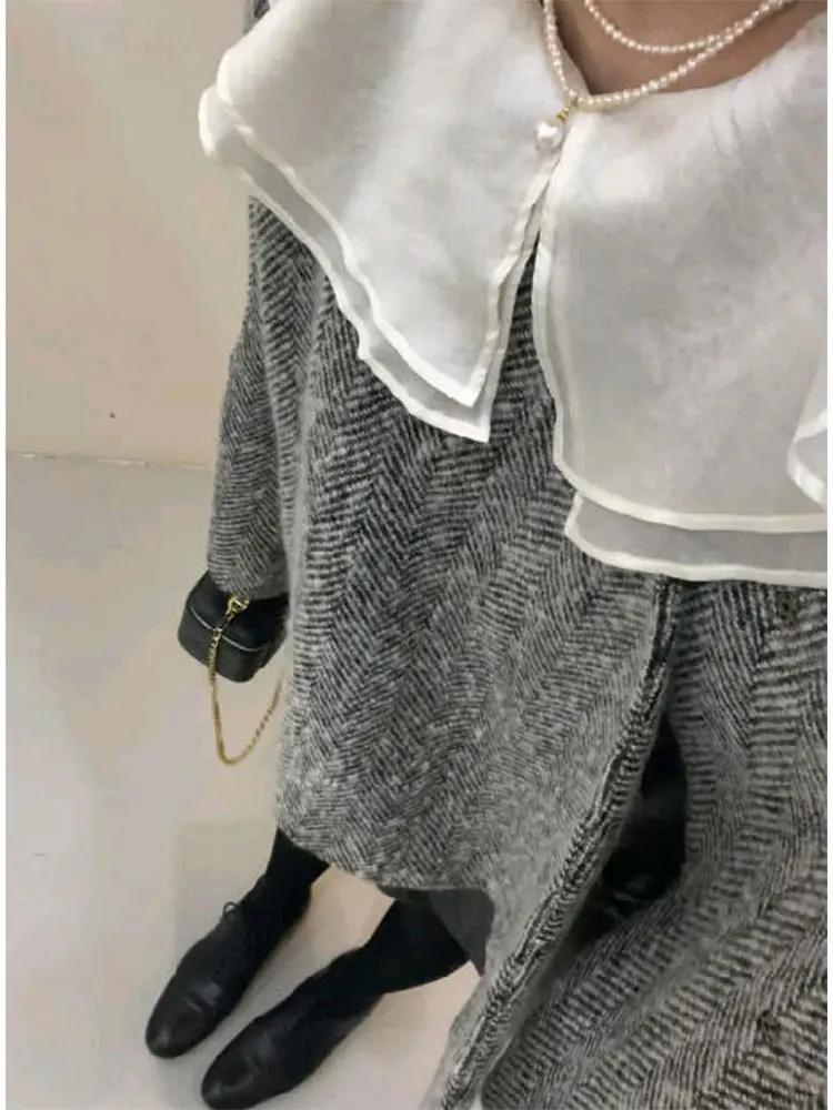 Young Luxury Korean Drama Main Actress Elegant Lady Doll Collar Heavy Work Outerwear Casual Style Winter Jacket for Women
Young Luxury Korean Drama Main Actress Elegant Lady Doll Collar Heavy Work Outerwear Casual Style Winter Jacket for Women