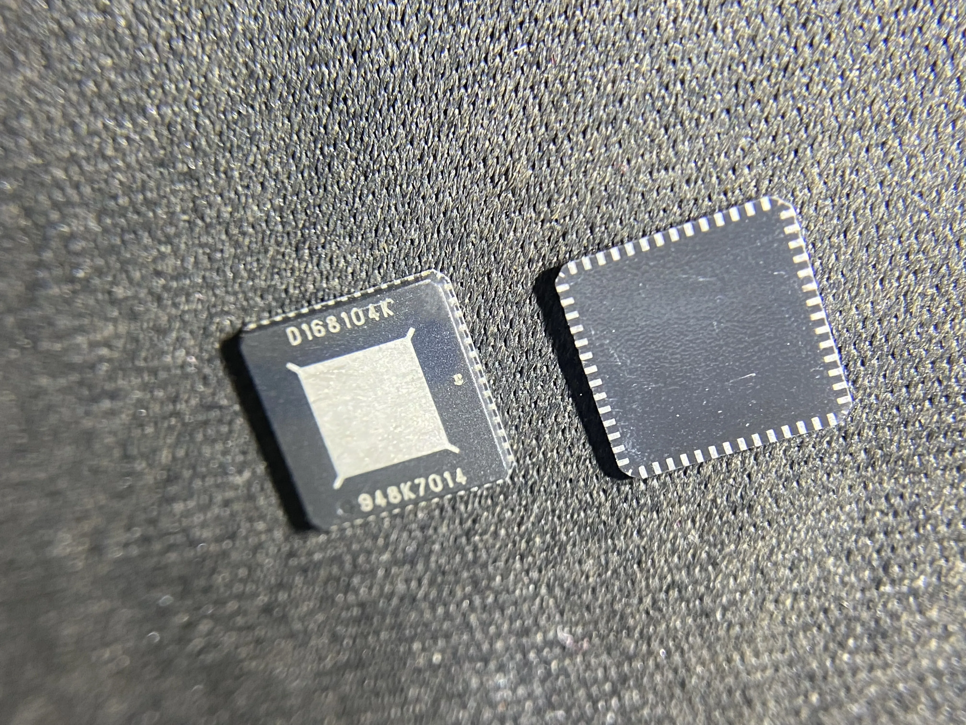 2PCS/lot UPD168104K9-9B4-A UPD168104 UPD168104K SPECIALTY ANALOG CIRCUIT, PQCC56, 8 X 8 MM, LEAD FREE, PLASTIC, WQFN-56
2PCS/lot UPD168104K9-9B4-A UPD168104 UPD168104K SPECIALTY ANALOG CIRCUIT, PQCC56, 8 X 8 MM, LEAD FREE, PLASTIC, WQFN-56