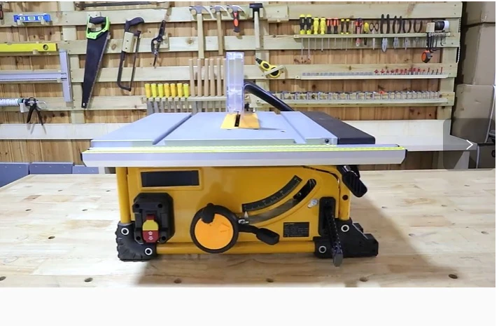 1500W high-power motor, cutting width 62 cm 8-inch portable tube rack table saw retractable table
1500W high-power motor, cutting width 62 cm 8-inch portable tube rack table saw retractable table
