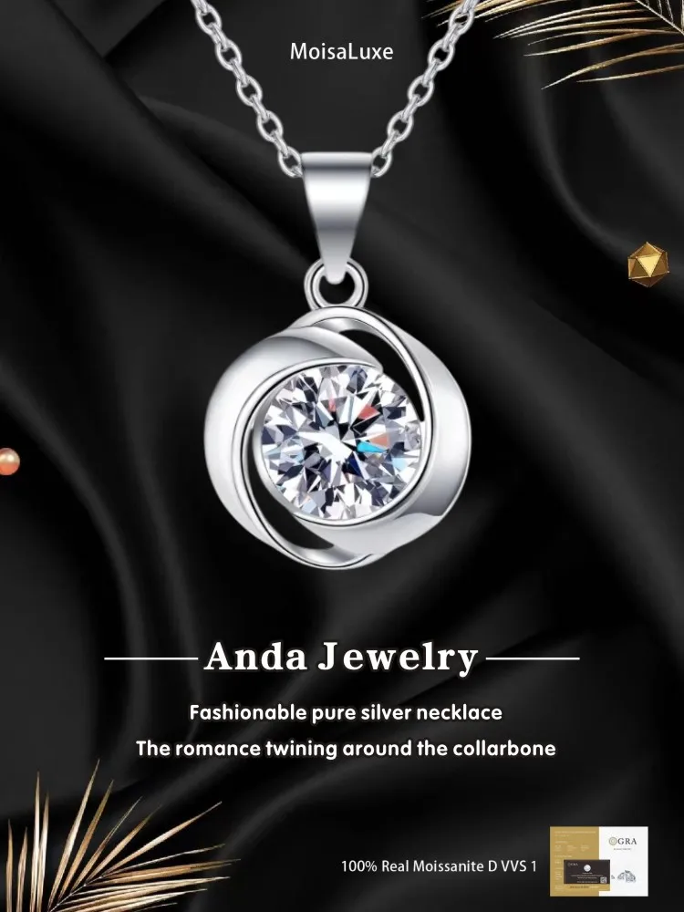 Moissanite Plata Sterling 925 Silver Fashion Minimalism Whirlwind Round Bag Moissanite Necklace GRA Certified
Moissanite Plata Sterling 925 Silver Fashion Minimalism Whirlwind Round Bag Moissanite Necklace GRA Certified