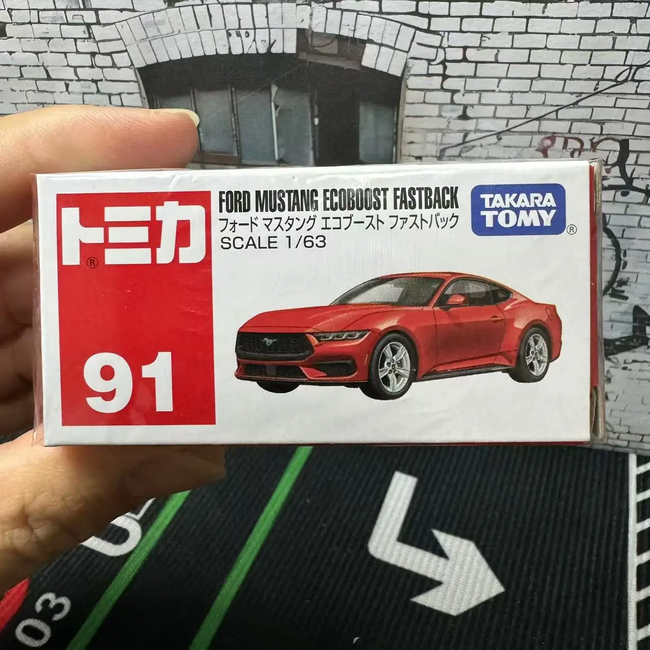 Takara Tomy Tomica No. 91 Ford Mustang Eco Boost Fastback, первый выпуск и обычный набор из 2 игрушечных машин из сплава, литая под давлением металлическая модель автомобиля
Takara Tomy Tomica No. 91 Ford Mustang Eco Boost Fastback, первый выпуск и обычный набор из 2 игрушечных машин из сплава, литая под давлением металлическая модель автомобиля