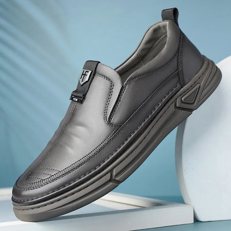 Men's Leather Shoes Men's Casual Shoes Trendy Anti Slip Wear-resistant High-quality Slip on Male Sneakers Zapatos Para Hombre
Men's Leather Shoes Men's Casual Shoes Trendy Anti Slip Wear-resistant High-quality Slip on Male Sneakers Zapatos Para Hombre