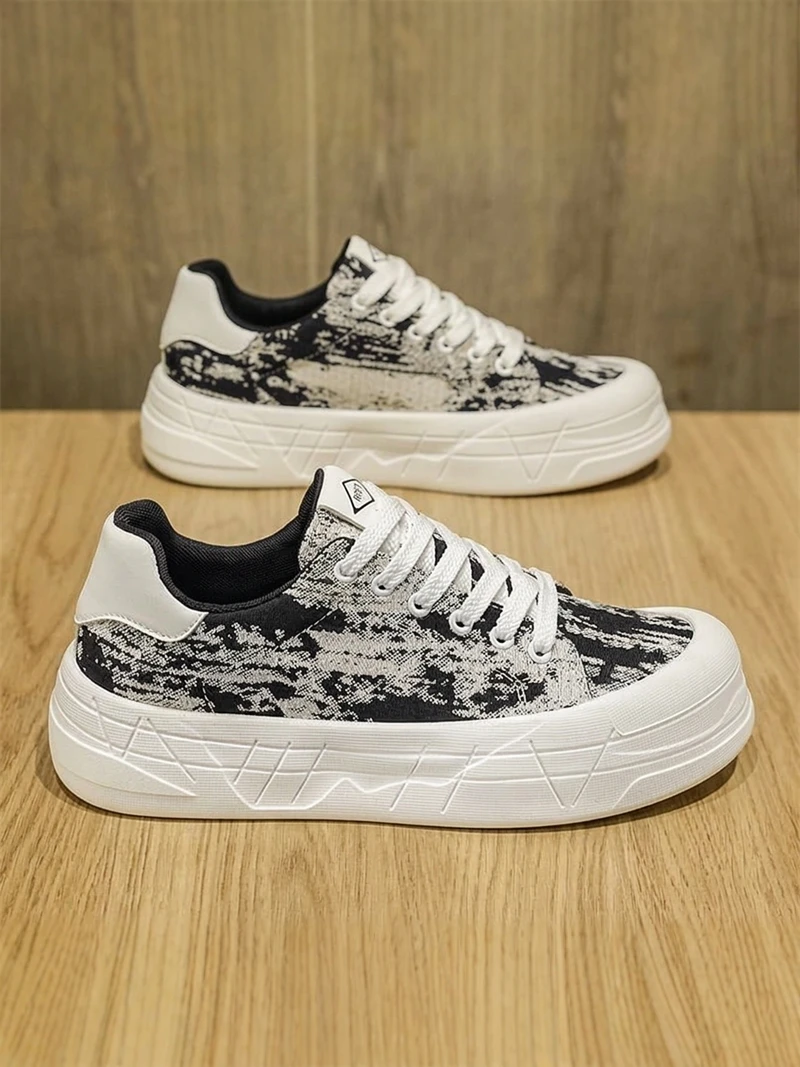Casual Men's Slip-On Shoes Summer 2026 New Hong Kong Style Trendy Anti-Slip Thick Bottom Youth Original Sports Leisure Shoes
Casual Men's Slip-On Shoes Summer 2026 New Hong Kong Style Trendy Anti-Slip Thick Bottom Youth Original Sports Leisure Shoes