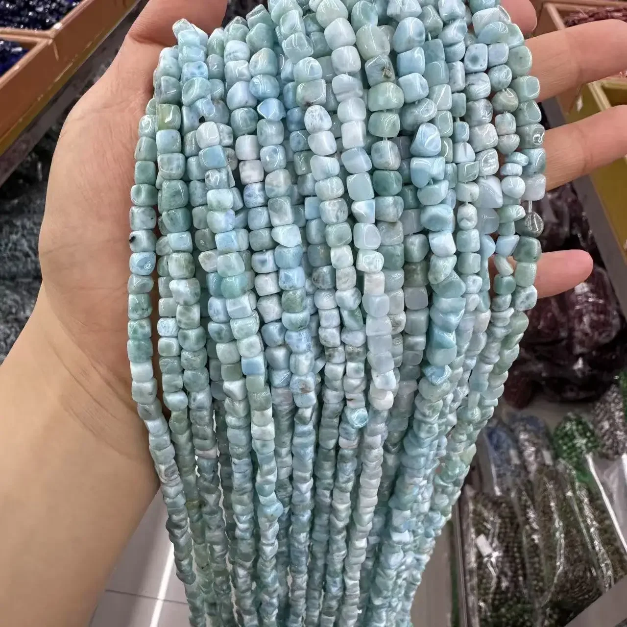 Новый натуральный нерегулярный ларимар DIY ожерелье браслеты драгоценный камень кристалл самородок чип свободные бусины для изготовления ювелирных изделий DIY оптовая продажа
Новый натуральный нерегулярный ларимар DIY ожерелье браслеты драгоценный камень кристалл самородок чип свободные бусины для изготовления ювелирных изделий DIY оптовая продажа