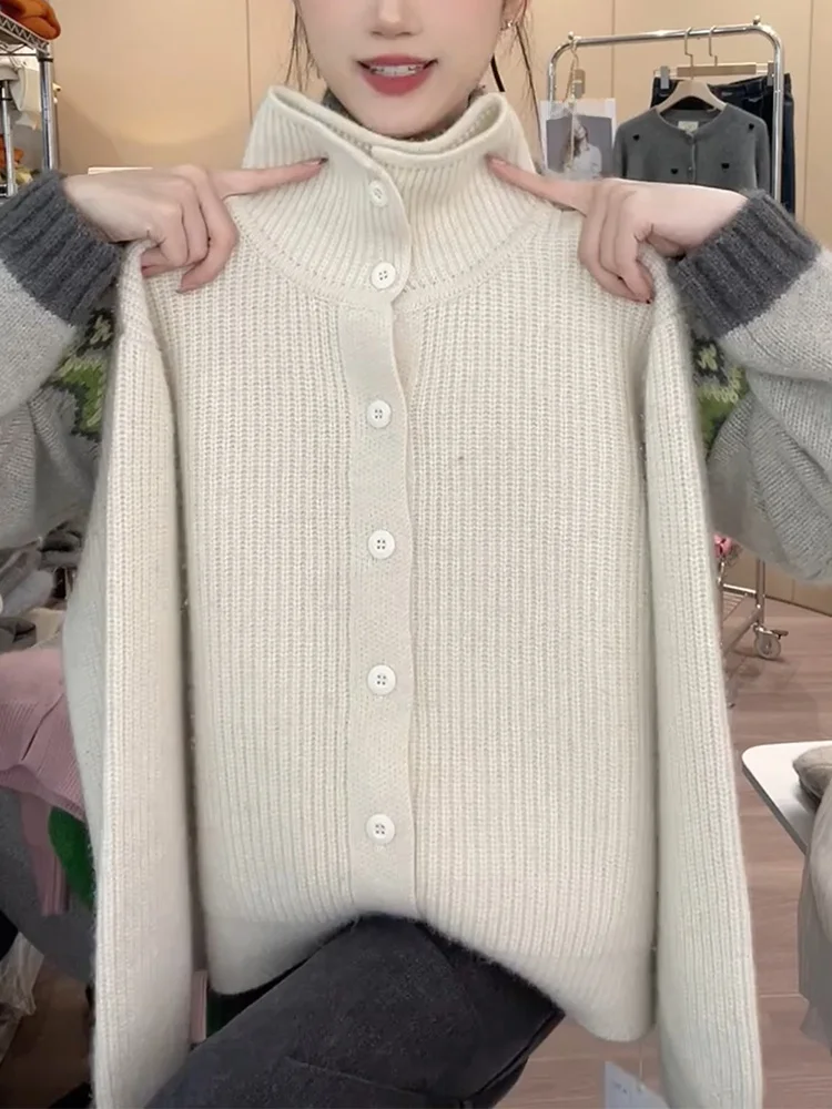 Soft Cozy High Ne Single Button Knitwear Loose Fit Versatile plus Size Autumn Winter Korean Sle Faionable Sweater
Soft Cozy High Ne Single Button Knitwear Loose Fit Versatile plus Size Autumn Winter Korean Sle Faionable Sweater