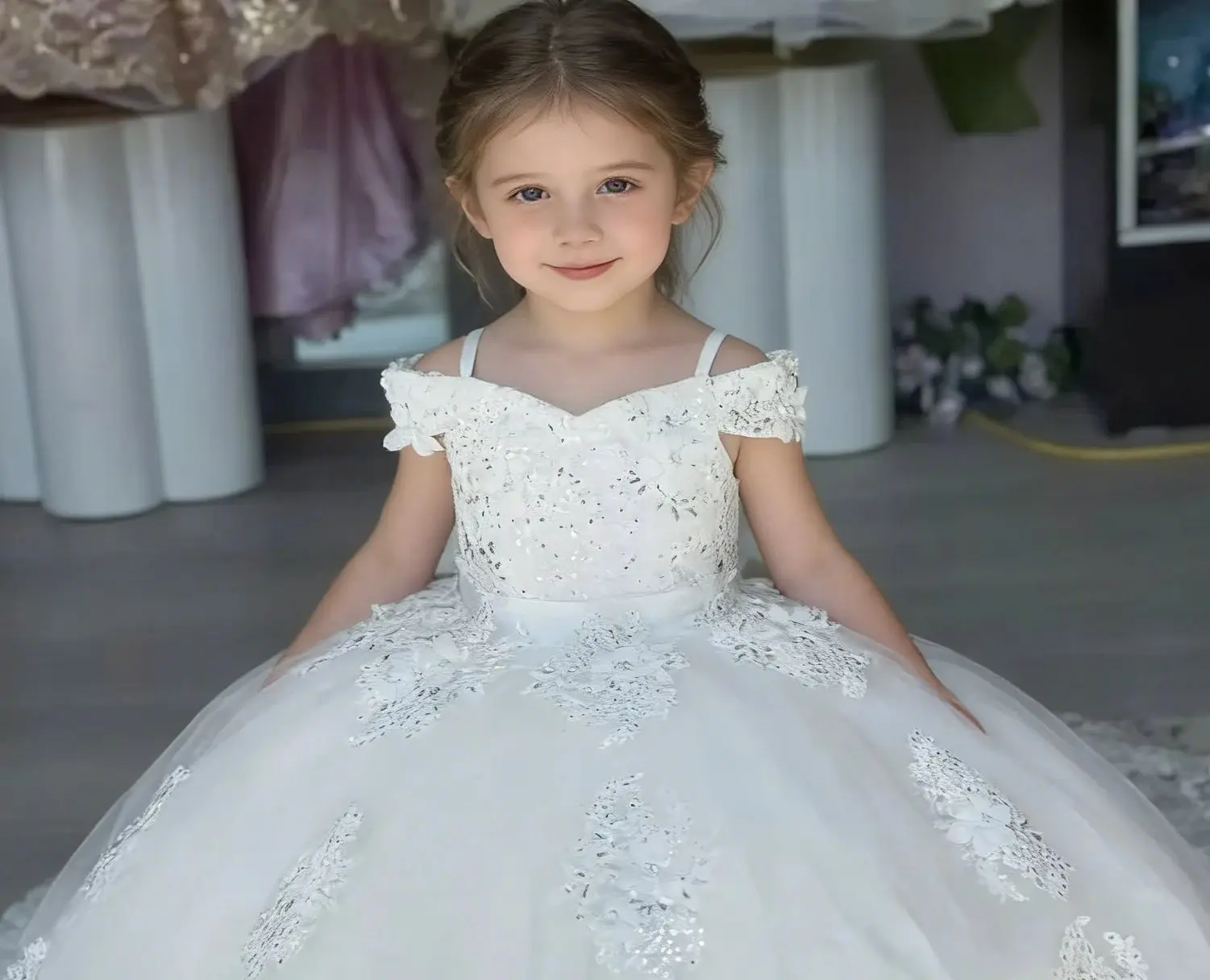 Customized White Flower Girl Dresses for Wedding Lace Appliques Kids Newborn Party Feather Pearls First Communion Prom Gown
Customized White Flower Girl Dresses for Wedding Lace Appliques Kids Newborn Party Feather Pearls First Communion Prom Gown
