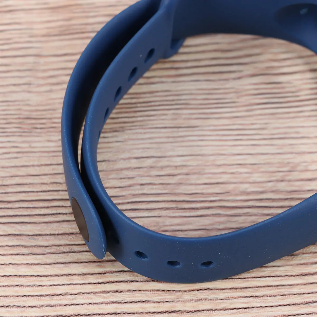 Fashionable Silicone Replacement Strap for 3 Dark Blue Adjustable Fit Waterproof Eco Friendly Comfortable
Fashionable Silicone Replacement Strap for 3 Dark Blue Adjustable Fit Waterproof Eco Friendly Comfortable