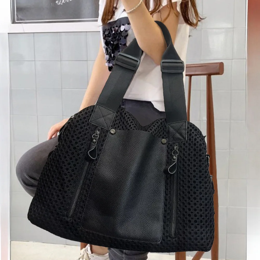 Ladies' fashionable nylon mesh stitched tote bag with large capacity retro casual splicing single shoulder handbag
Ladies' fashionable nylon mesh stitched tote bag with large capacity retro casual splicing single shoulder handbag