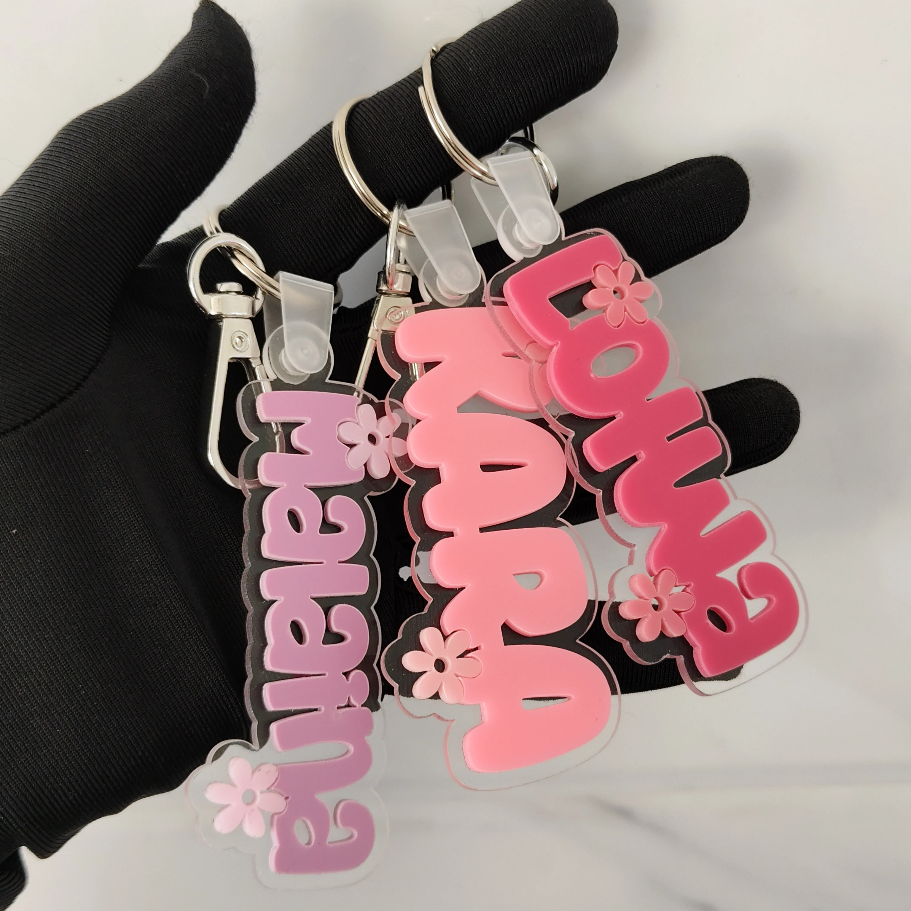 DHQH Personalized Name Cute Keychain Customized Name colorful Keychain Personalized Letter/Logo Keychain Valentine's Day Gift
DHQH Personalized Name Cute Keychain Customized Name colorful Keychain Personalized Letter/Logo Keychain Valentine's Day Gift