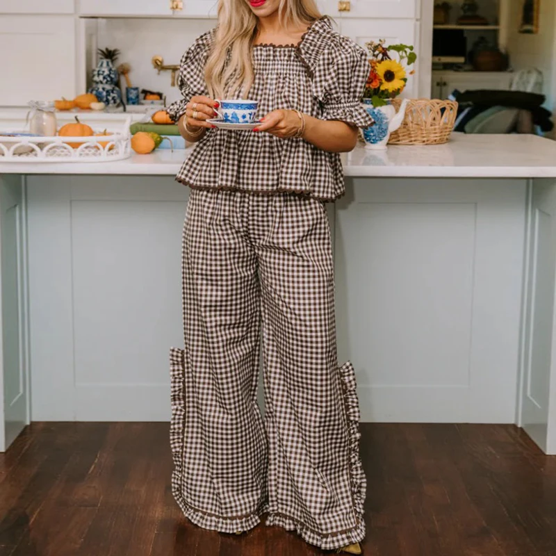 Women Christmas Gingham Pajama Set Vintage Ruffles Puff Sleeve Babydoll Shirt Tops + Pants Plaid Loose Fit Lounge Sleepwear
Women Christmas Gingham Pajama Set Vintage Ruffles Puff Sleeve Babydoll Shirt Tops + Pants Plaid Loose Fit Lounge Sleepwear
