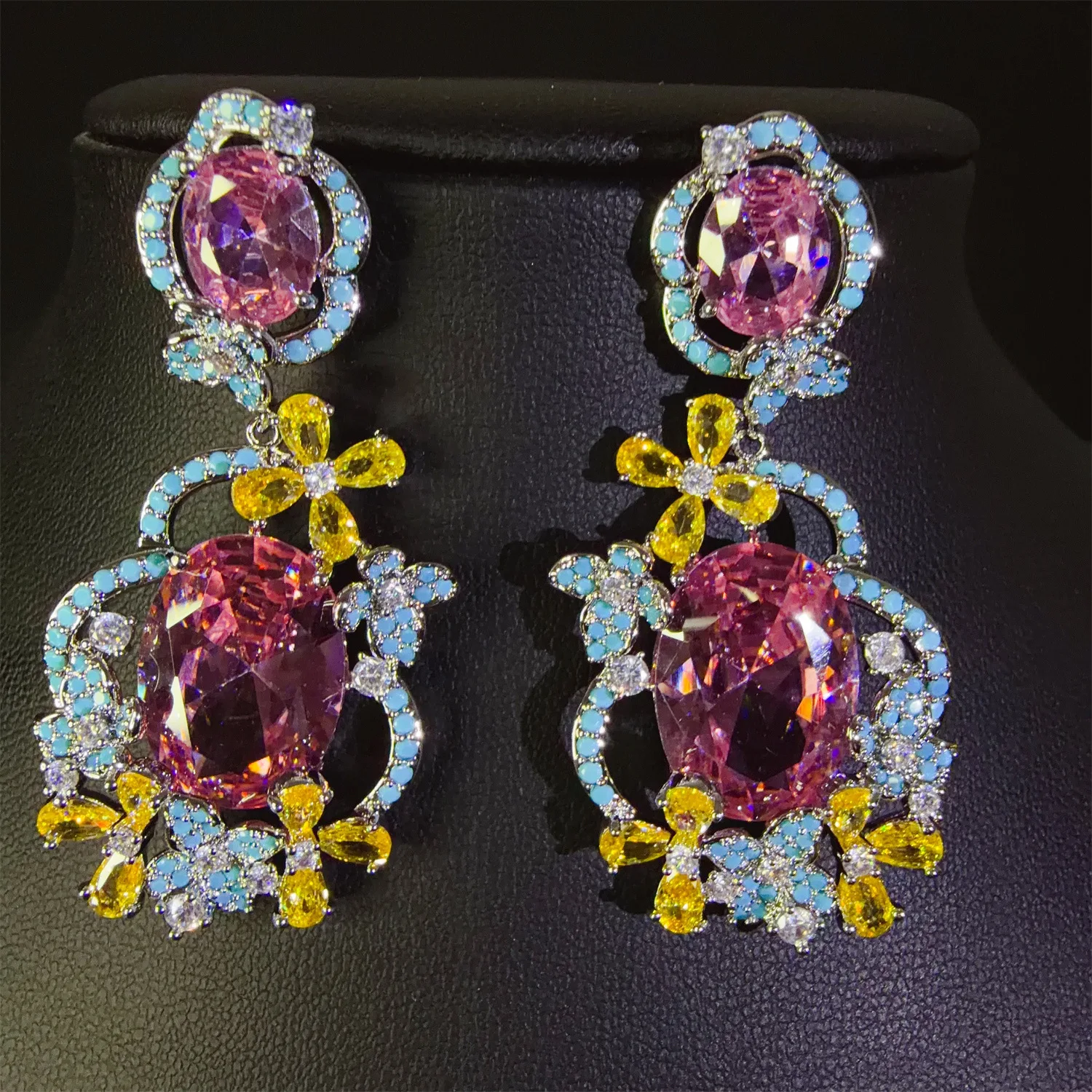 Multicolor Cubic Zirconia Earrings Women Luxury Statement Jewelry Yellow Blue Pink Dangle Earrings Dinner Party Anniversary Gift
Multicolor Cubic Zirconia Earrings Women Luxury Statement Jewelry Yellow Blue Pink Dangle Earrings Dinner Party Anniversary Gift