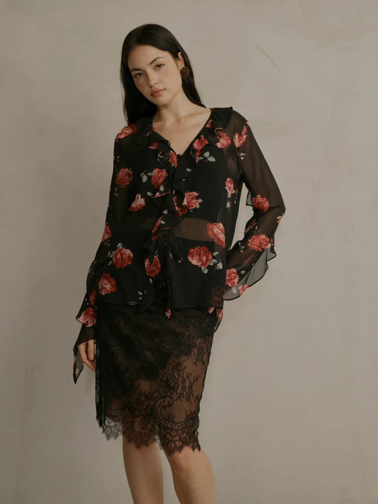 Летняя шелковая блузка Daily Romance с V-образным вырезом, длинными рукавами, свободного кроя, для повседневной носки, с дизайном «Роза» (No One's Rose Le Top)
Летняя шелковая блузка Daily Romance с V-образным вырезом, длинными рукавами, свободного кроя, для повседневной носки, с дизайном «Роза» (No One's Rose Le Top)