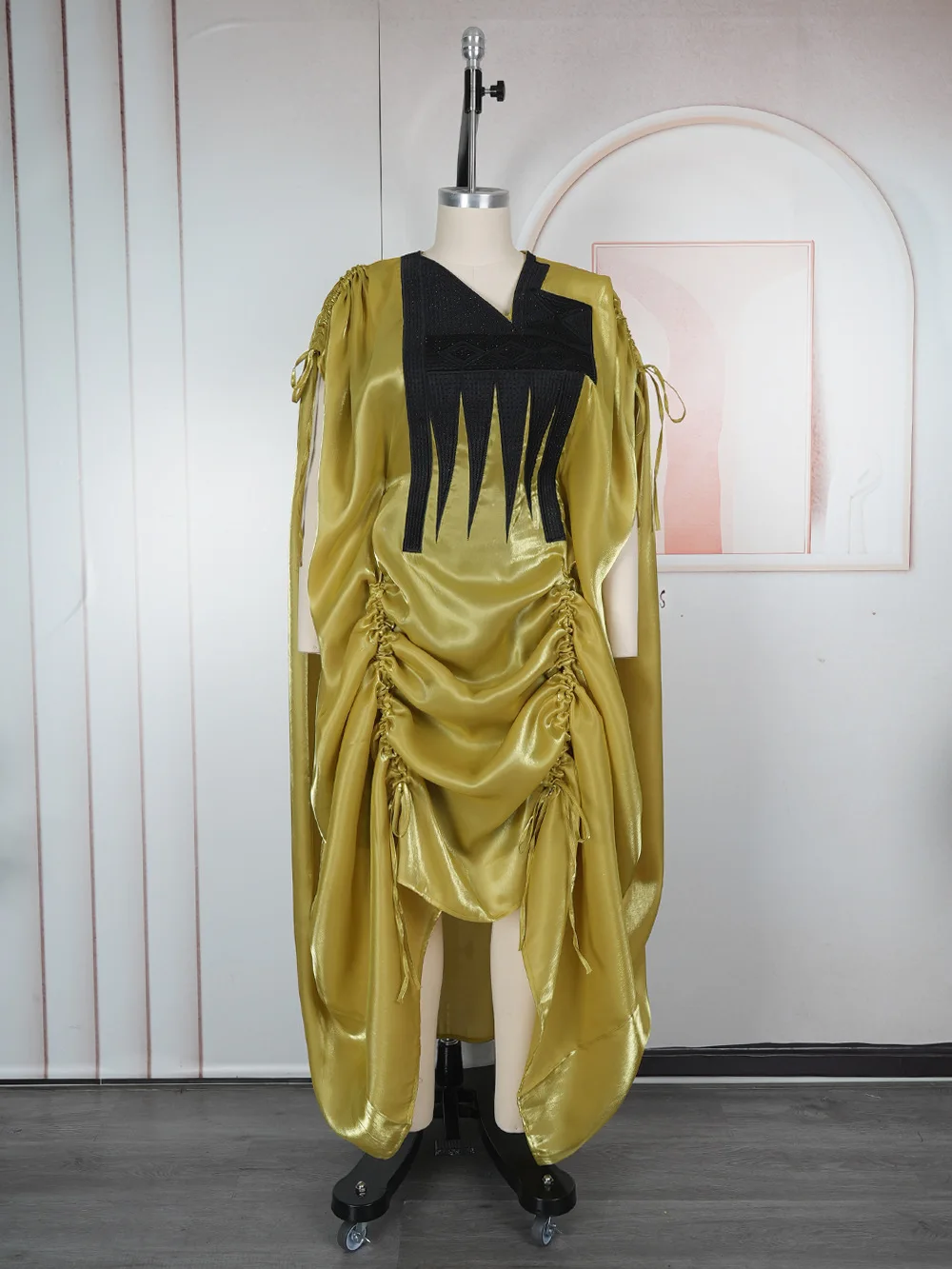 Elegant African Clothes for Women Dashiki Ankara Outfits Gown Plus Size Wedding Party Dresses Kaftan Boubou Robe Africa Clothing
Elegant African Clothes for Women Dashiki Ankara Outfits Gown Plus Size Wedding Party Dresses Kaftan Boubou Robe Africa Clothing