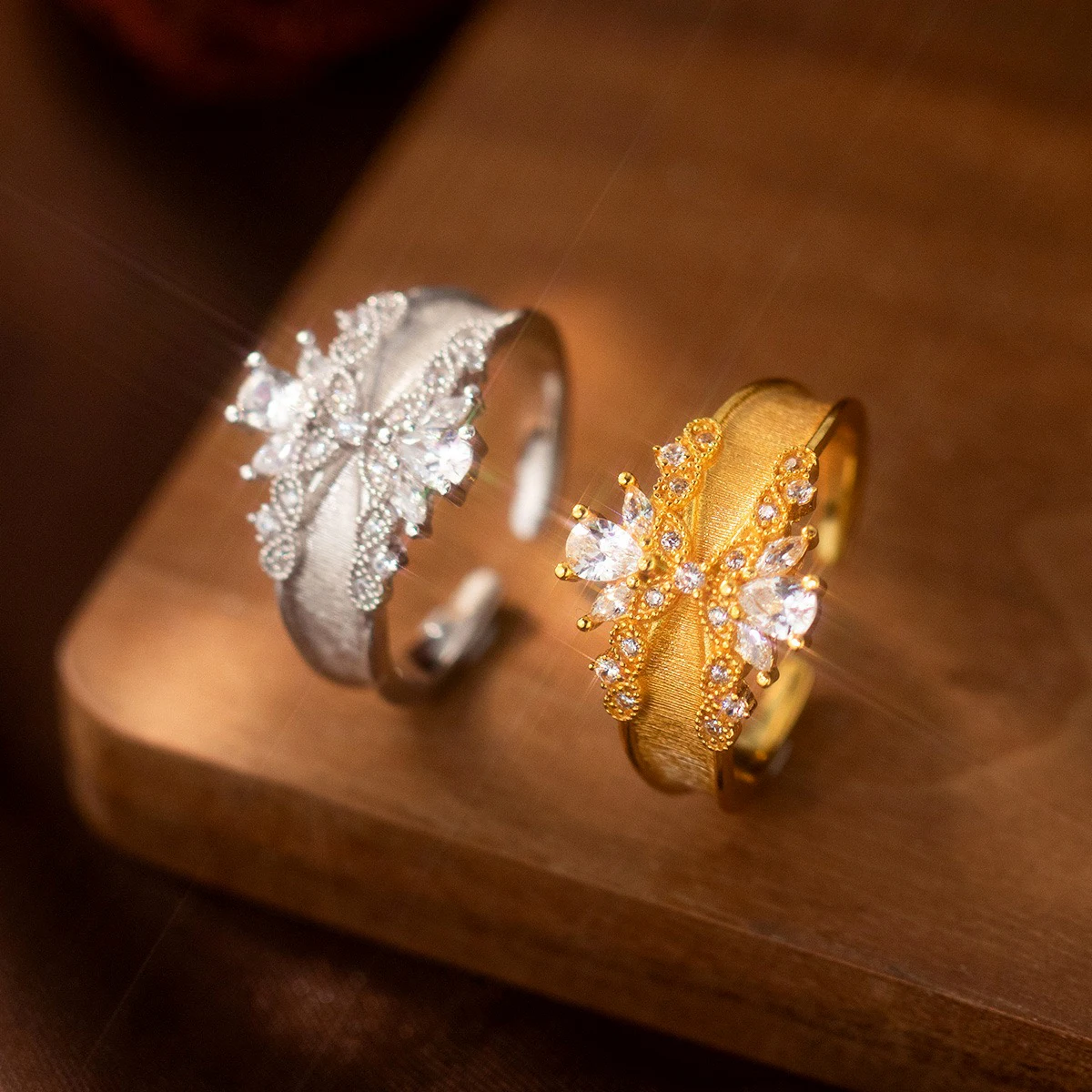 100% 925 Silver Rings Jewelry Woman Rings Adjustable High End Luxury High Quality Dating Female Gifts Trends
100% 925 Silver Rings Jewelry Woman Rings Adjustable High End Luxury High Quality Dating Female Gifts Trends