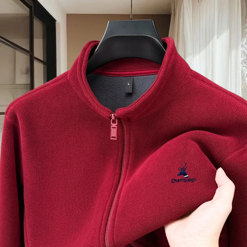 High quality thick hoodie autumn winter new velvet warm zipper cardigan exquisite brand deer head embroidery comfortable jacket
High quality thick hoodie autumn winter new velvet warm zipper cardigan exquisite brand deer head embroidery comfortable jacket