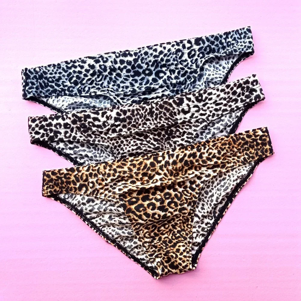 Men's Panties Leopard Printed Bikini G-String Low Waist Briefs Soft Pouch Temptation Lingerie Underwear Seamless Underpants
Men's Panties Leopard Printed Bikini G-String Low Waist Briefs Soft Pouch Temptation Lingerie Underwear Seamless Underpants