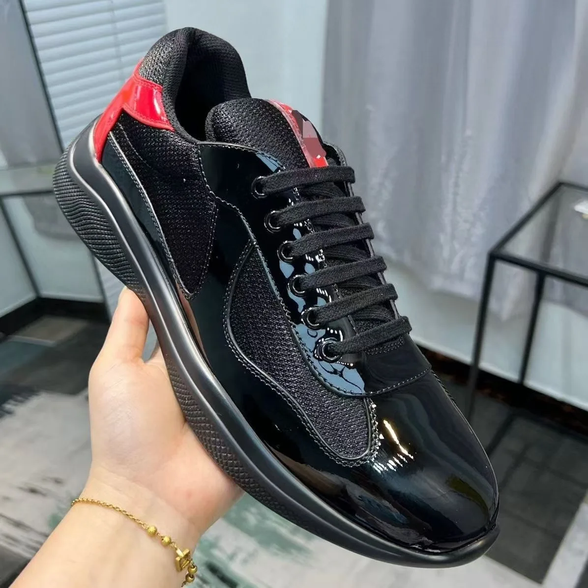 Leather Sport Shoes Men's Low Top Lace-Up Casual Shoes Wear-Resistant Painted Leather Upper Breathable Comfortable Rubber Out...
Leather Sport Shoes Men's Low Top Lace-Up Casual Shoes Wear-Resistant Painted Leather Upper Breathable Comfortable Rubber Out...