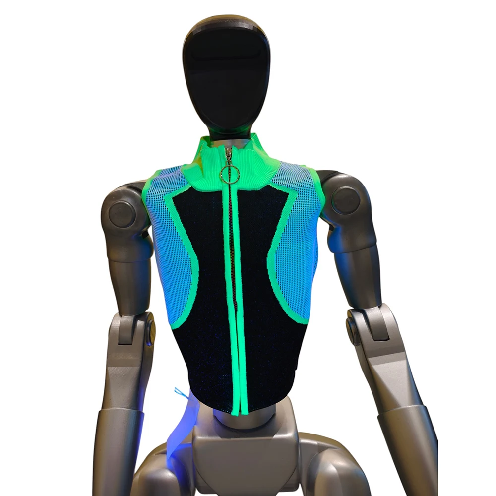 YLMyself Custom Robot Clothing | Superior Cooling, 75D/2:2/20 Cotton Optical-Shift Segment-Dyed Fiber Vest (QT-26005)
YLMyself Custom Robot Clothing | Superior Cooling, 75D/2:2/20 Cotton Optical-Shift Segment-Dyed Fiber Vest (QT-26005)