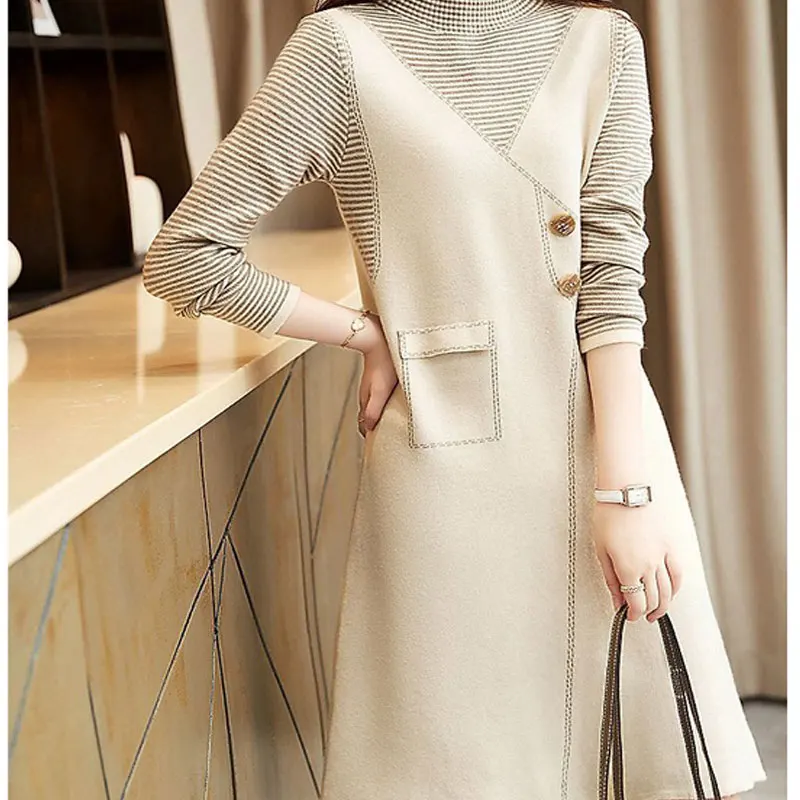 French Style Chic Sweet Striped Patchwork Knitted Sweater Dresses for Women Elegant Half High Collar Long Sleeve Slim Midi Dress
French Style Chic Sweet Striped Patchwork Knitted Sweater Dresses for Women Elegant Half High Collar Long Sleeve Slim Midi Dress