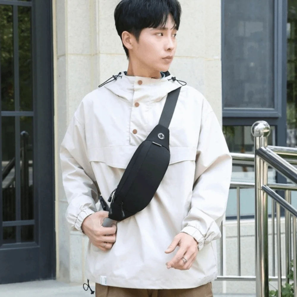 Waterproof Crossbody Chest Bag with Headphone Jack Lightweight Men Fanny Phone Pack Multi-function Oxford Cloth
Waterproof Crossbody Chest Bag with Headphone Jack Lightweight Men Fanny Phone Pack Multi-function Oxford Cloth