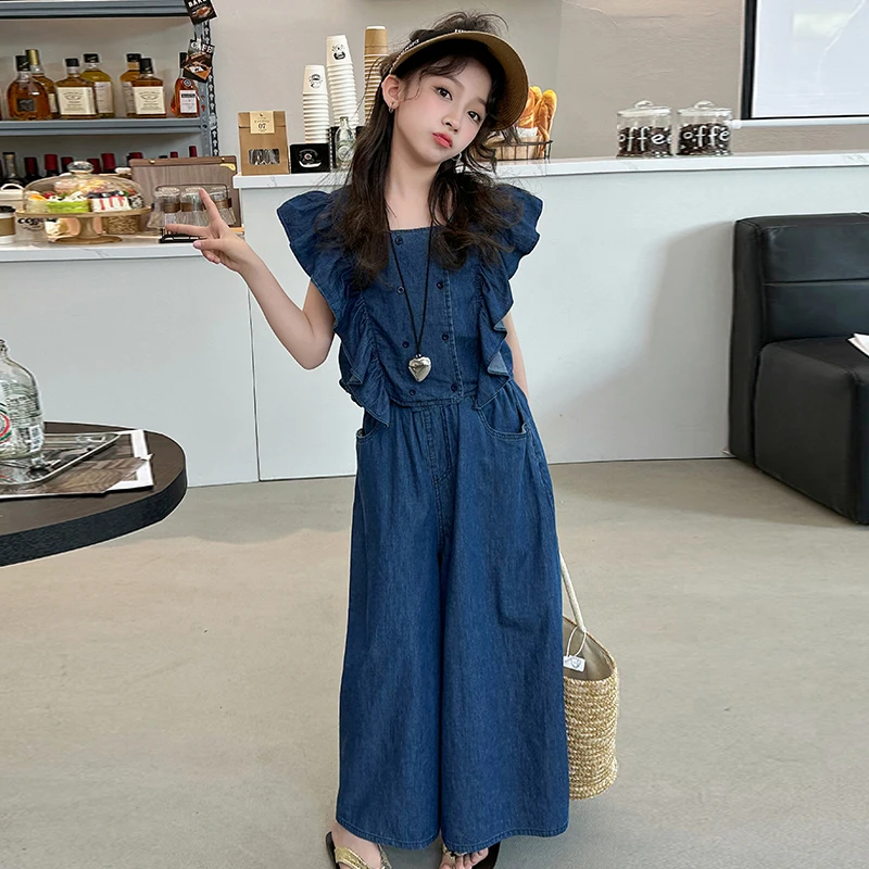 New Childrens Set Summer Girls Fashion Flying Sleeves Double breasted Top Casual Jeans 2-piece Set Princess Trendy Cool Clothing
New Childrens Set Summer Girls Fashion Flying Sleeves Double breasted Top Casual Jeans 2-piece Set Princess Trendy Cool Clothing
