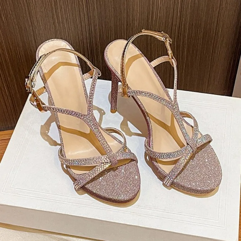 12CM Womens Shoes Luxury Rhinestone High Heeled Sandals for Woman Sexy Model Performance Shoes Designer Shoes Sandalias De Mujer
12CM Womens Shoes Luxury Rhinestone High Heeled Sandals for Woman Sexy Model Performance Shoes Designer Shoes Sandalias De Mujer