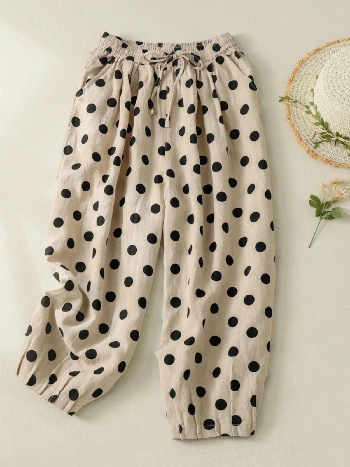 Женские хлопково-льняные брюки с высокой талией, широкими штанинами, винтажные, в горошек, свободные, на шнурке, повседневные, укороченные
Женские хлопково-льняные брюки с высокой талией, широкими штанинами, винтажные, в горошек, свободные, на шнурке, повседневные, укороченные